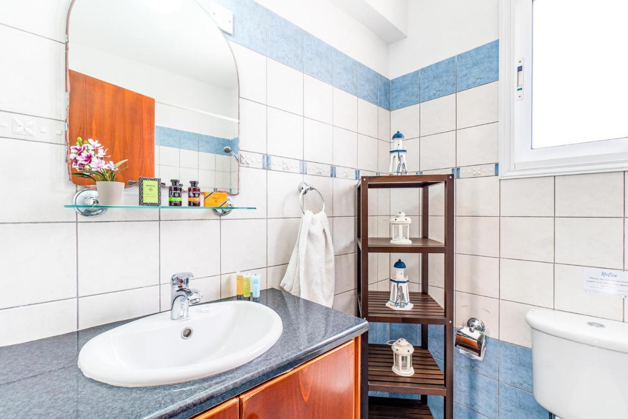 Villa Sunnyside Mandali By Ezoria Villas プロタラス エクステリア 写真